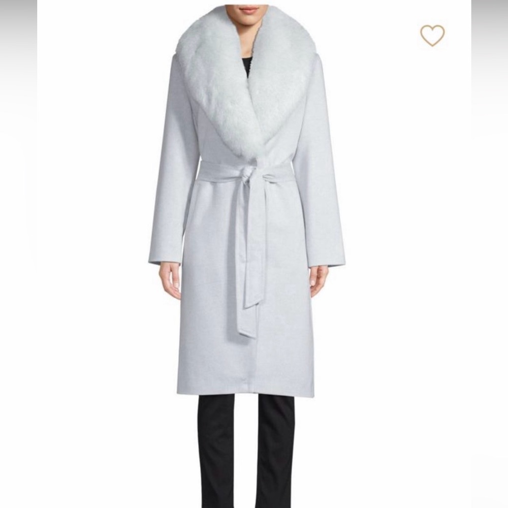 Wrap wool Coat with fox Fur Collar